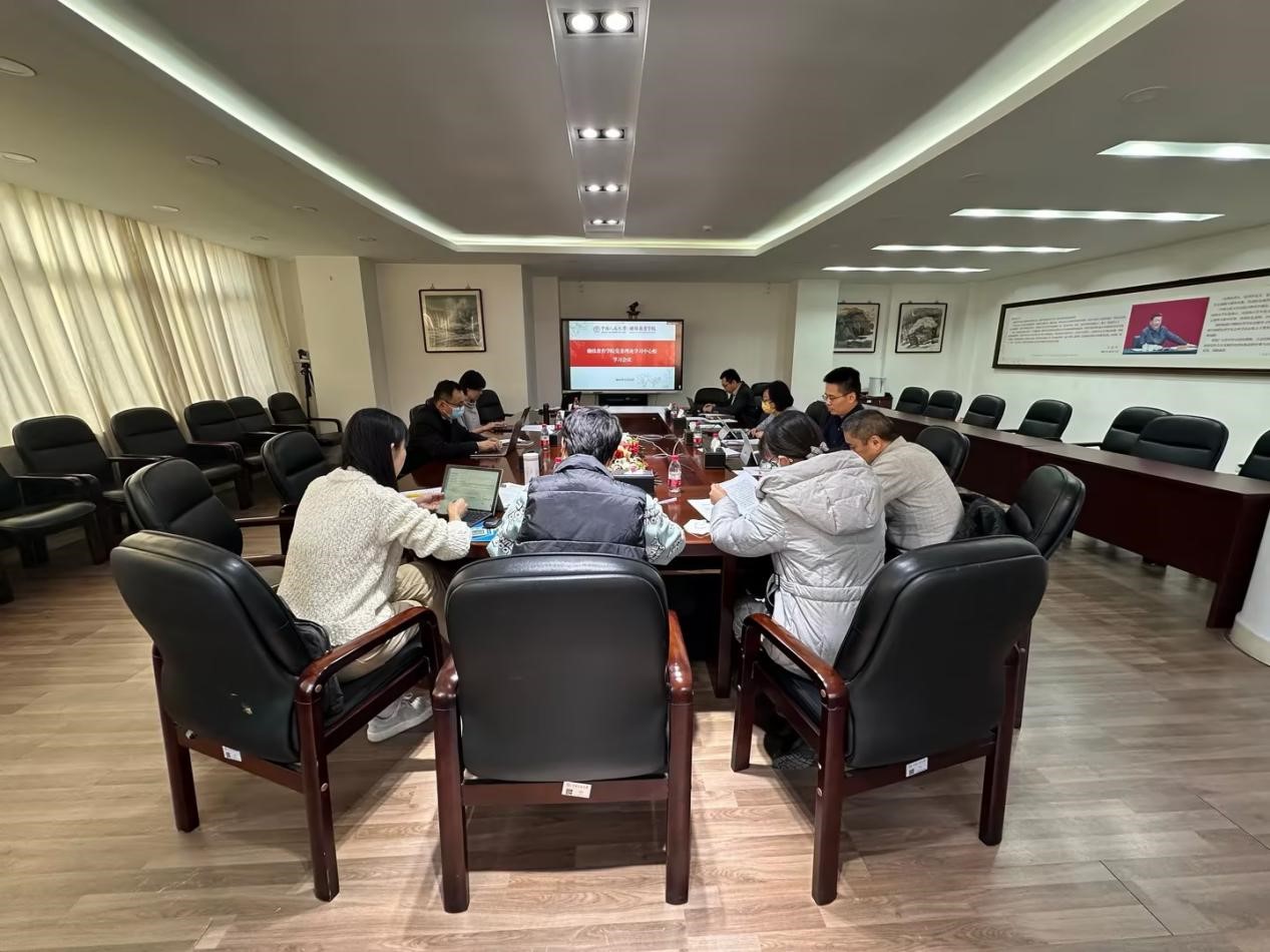 5278论坛
党委传达学习北京市委常委会关于高校党的政治建设和思想政治工作部署 图片1.jpg